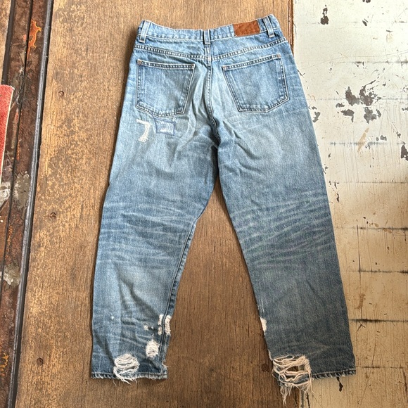 Rivet & thread distressed jeans - Picture 3 of 3